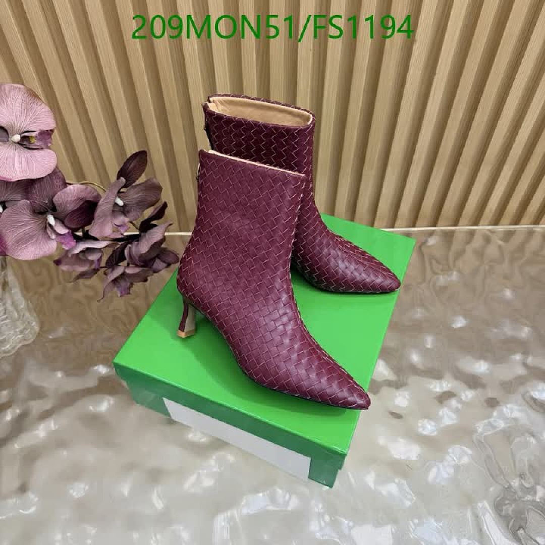 BV-Women Shoes Code: FS1194 $: 209USD