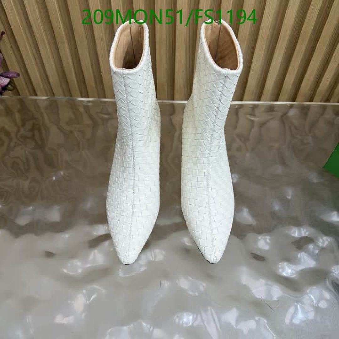 BV-Women Shoes Code: FS1194 $: 209USD