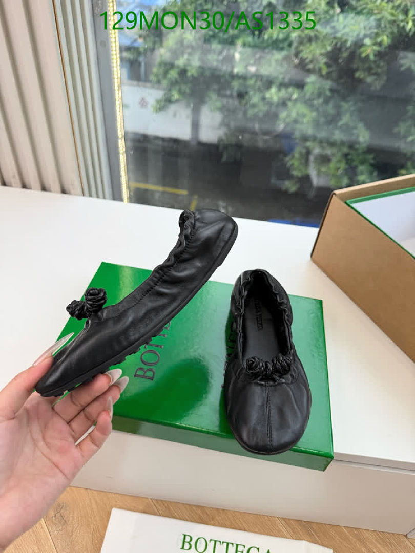BV-Women Shoes Code: AS1335 $: 129USD