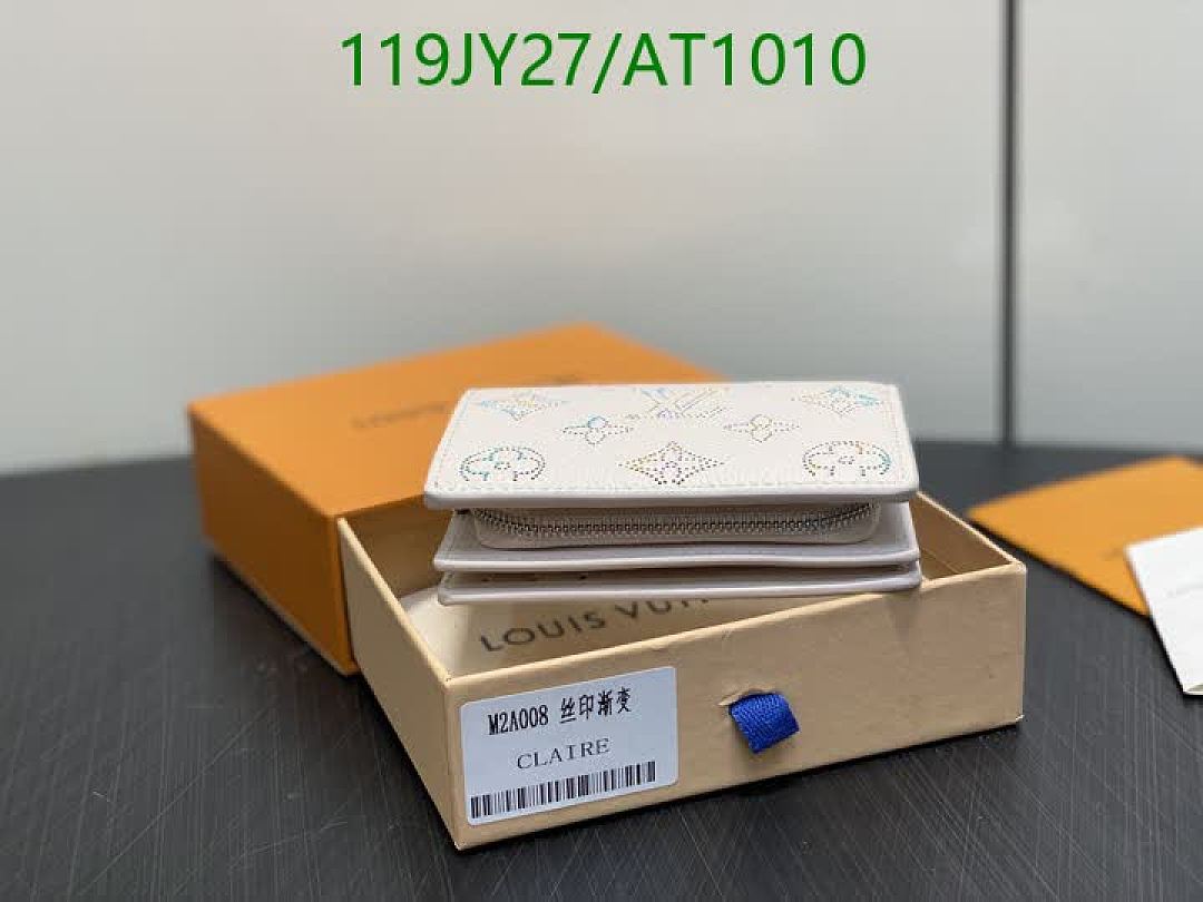LV-WalletsMirror Quality Code: AT1010 $: 119USD