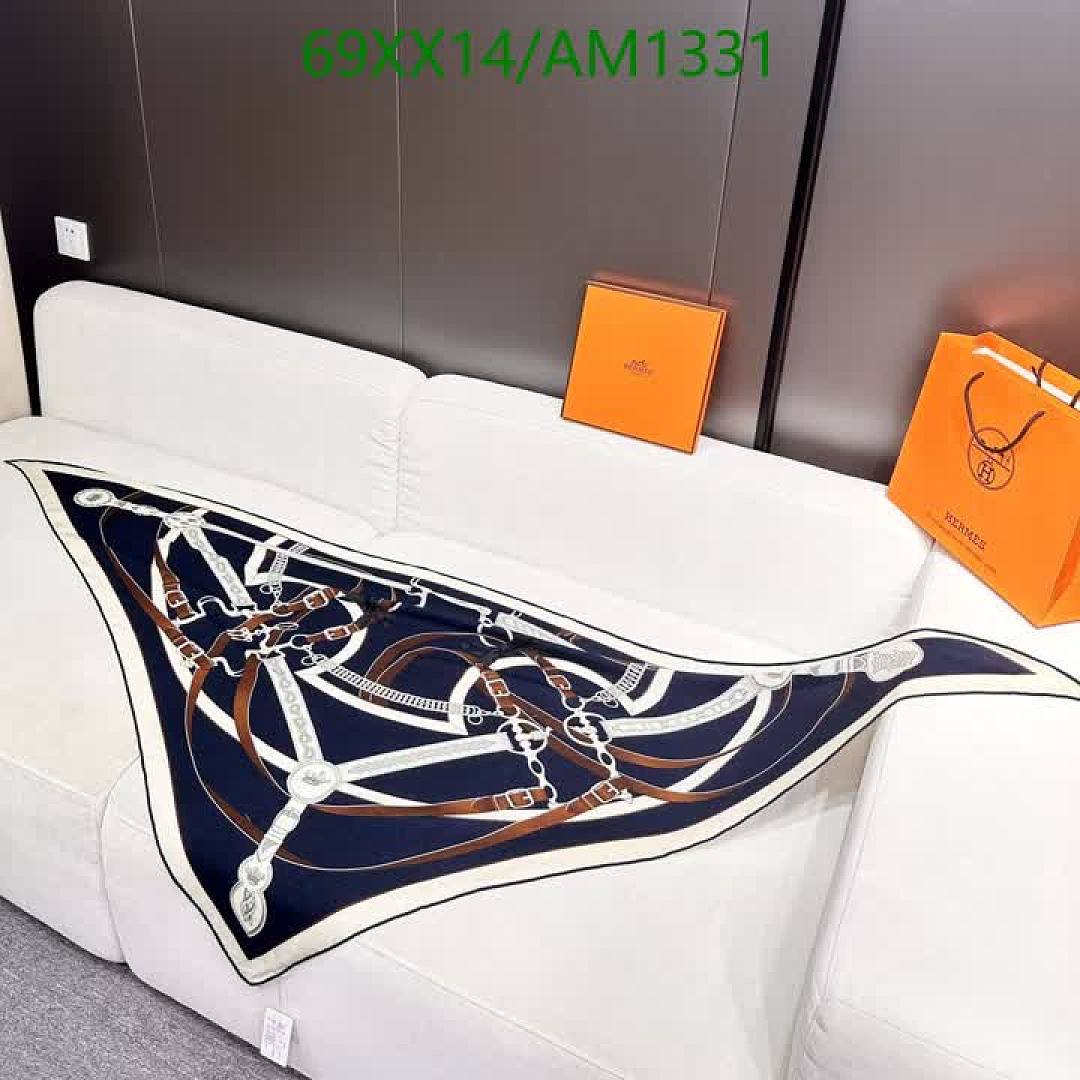 Hermes-Scarves Code: AM1331 $: 69USD