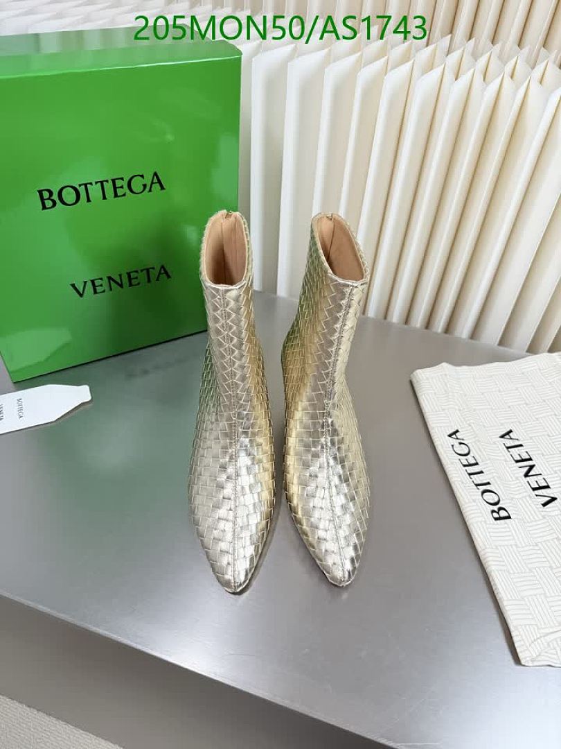 BV-Women Shoes Code: AS1743 $: 205USD