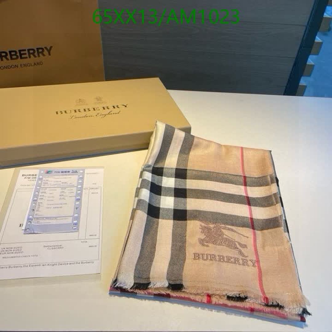 Burberry-Scarves Code: AM1023 $: 65USD