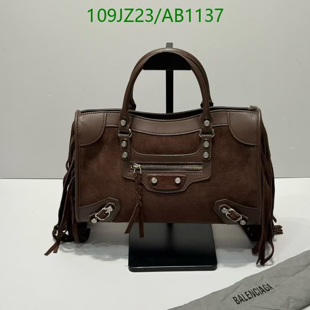 Balenciaga-Bags4A Quality Code: AB1137 $: 109USD