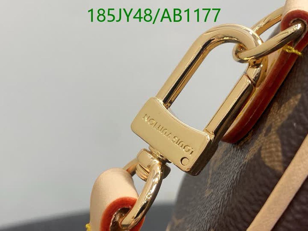 LV-BagsMirror Quality Code: AB1177 $: 185USD