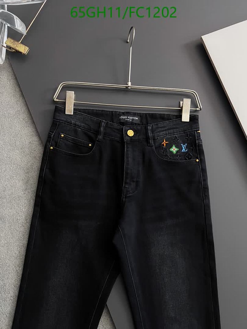LV-Clothing Code: FC1202 $: 65USD