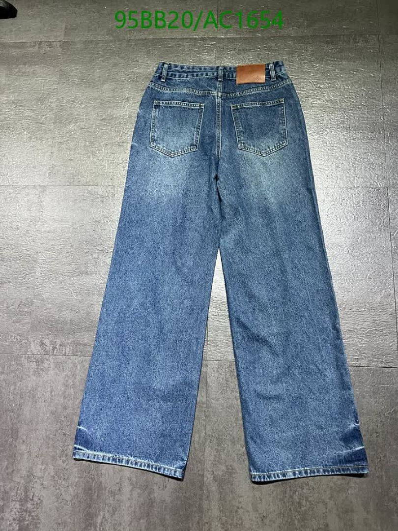 LV-Clothing Code: AC1654 $: 95USD