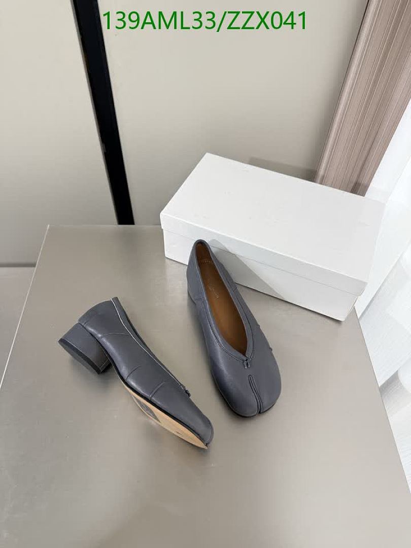 MM6-Women Shoes Code: ZZX041 $: 139USD