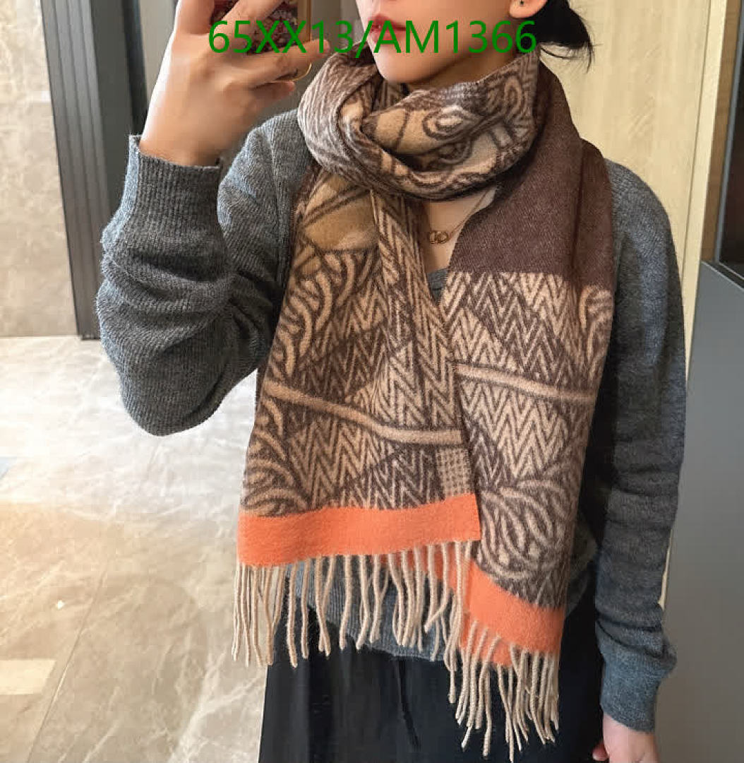 Hermes-Scarves Code: AM1366 $: 65USD