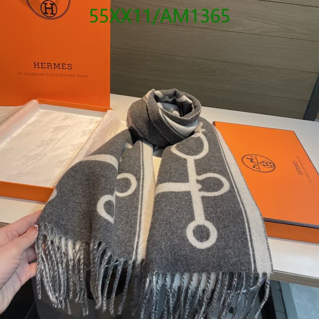 Hermes-Scarves Code: AM1365 $: 55USD