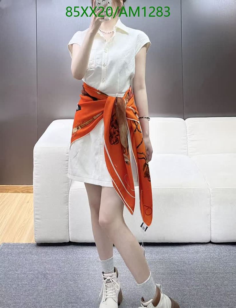 Hermes-Scarves Code: AM1283 $: 85USD