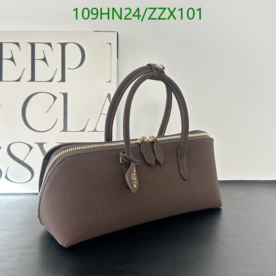 Alaia-Bags4A Quality Code: ZZX101 $: 109USD