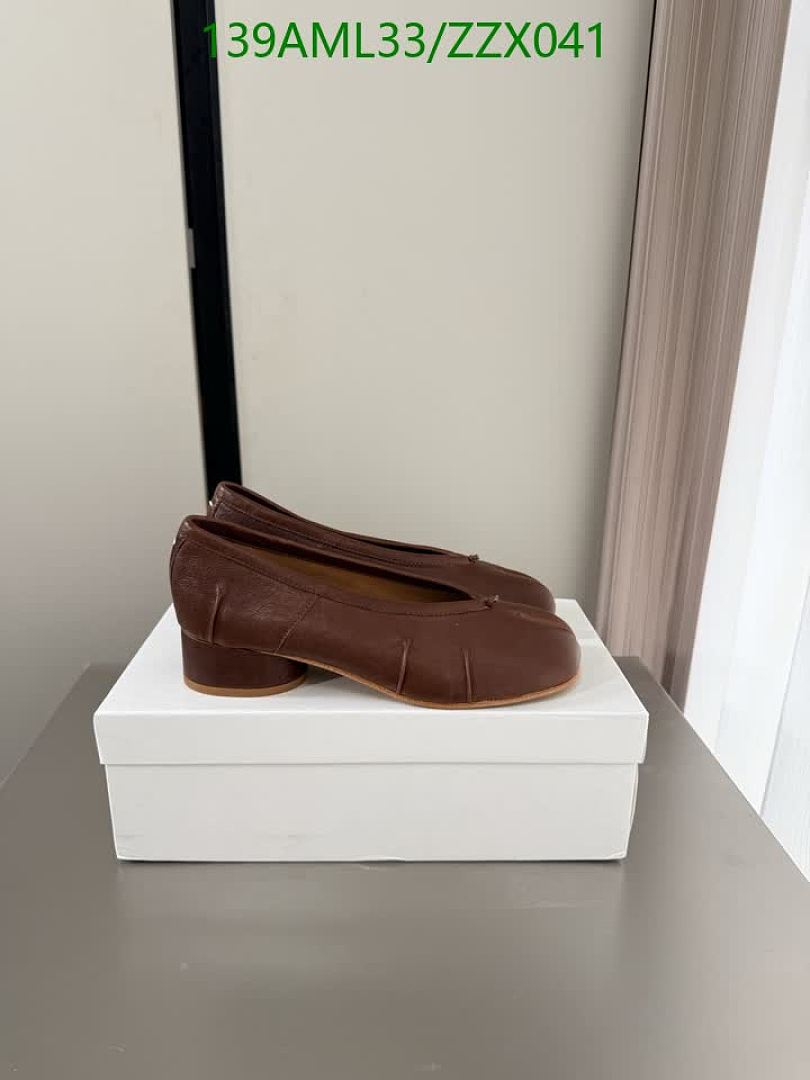 MM6-Women Shoes Code: ZZX041 $: 139USD