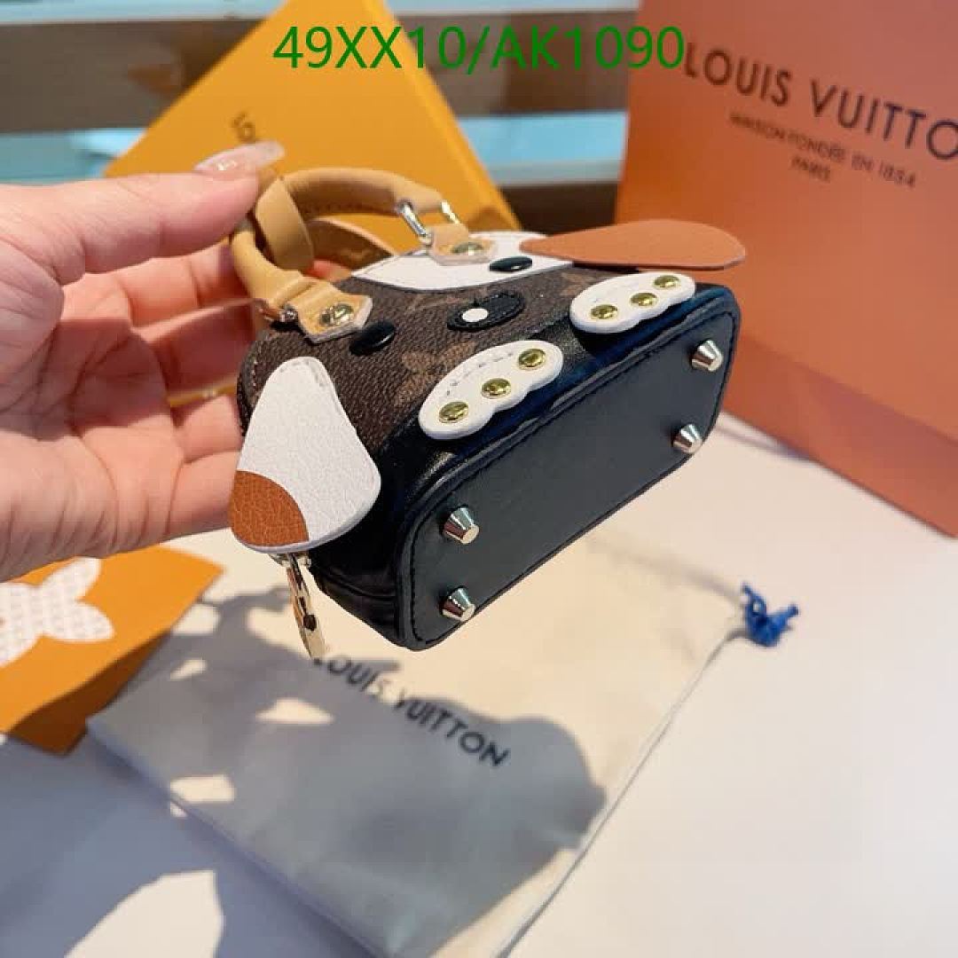 LV-Keychains & Charms Code: AK1090 $: 49USD