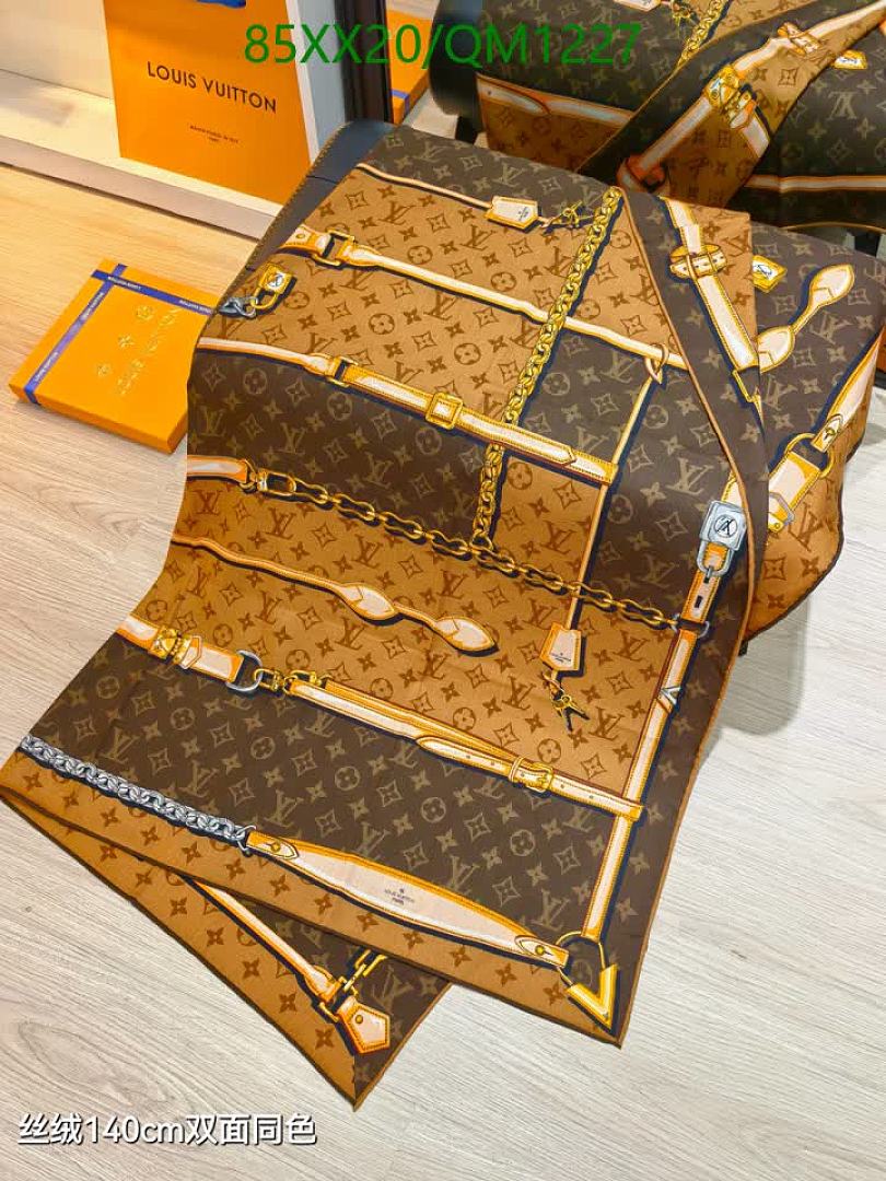 LV-Scarves Code: QM1227 $: 85USD