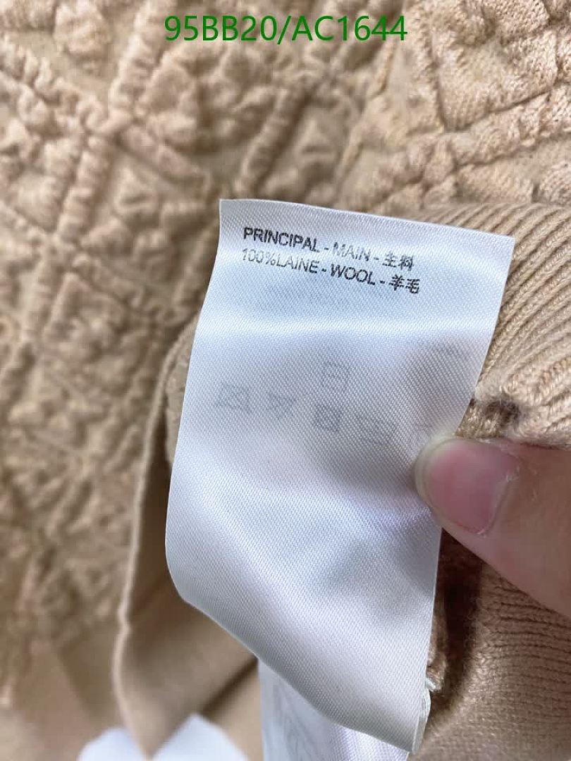 LV-Clothing Code: AC1644 $: 95USD