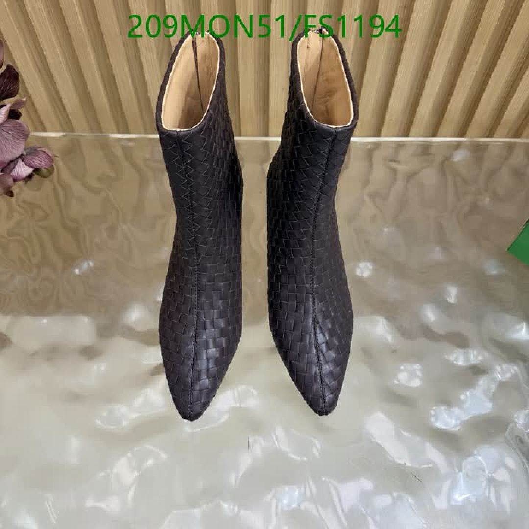 BV-Women Shoes Code: FS1194 $: 209USD