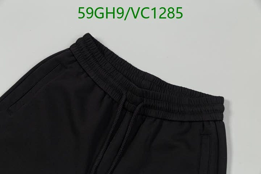 Moncler-Clothing Code: VC1285 $: 59USD