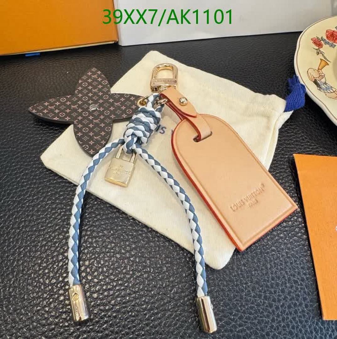 LV-Keychains & Charms Code: AK1101 $: 39USD