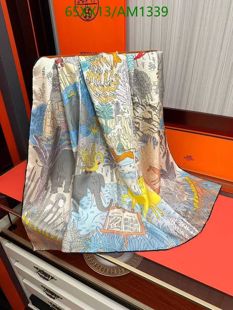Hermes-Scarves Code: AM1339 $: 65USD