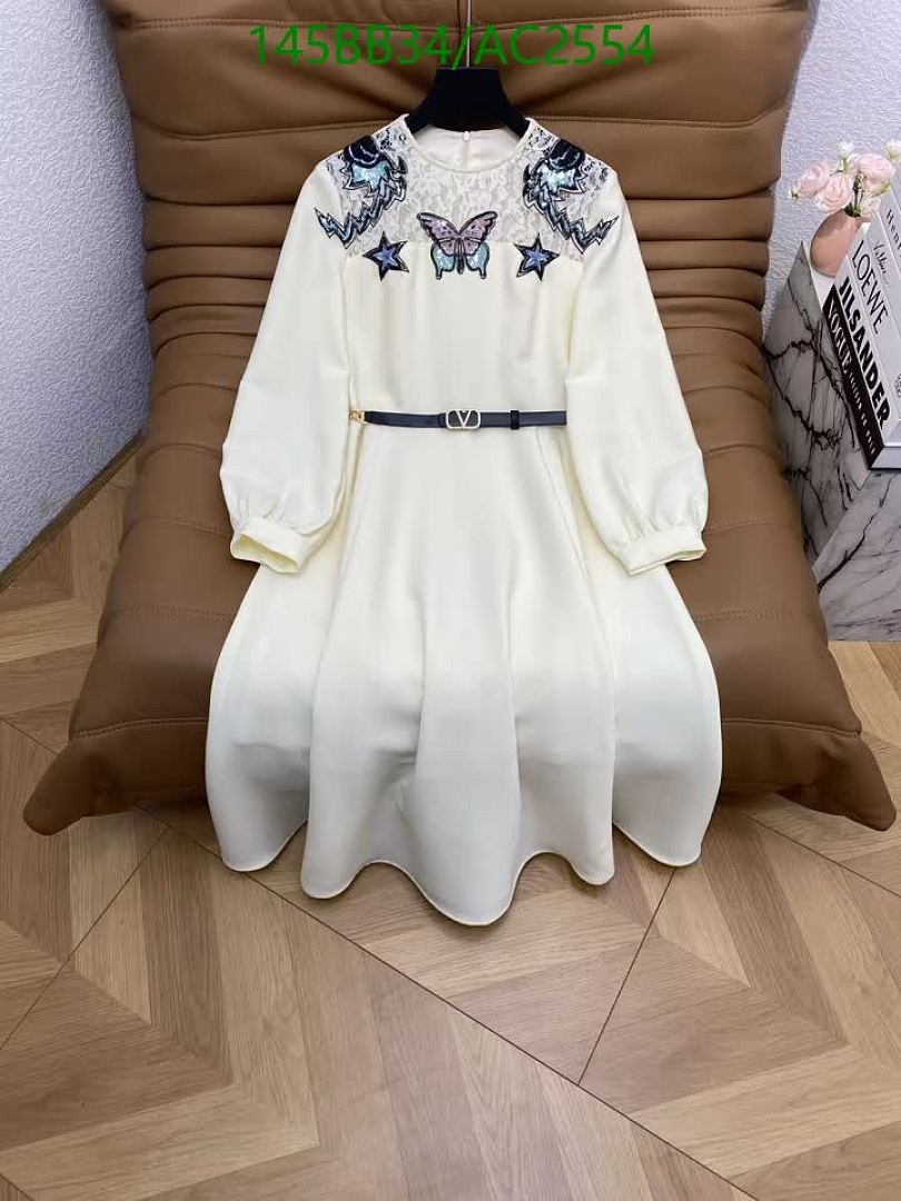 Valentino-Clothing Code: AC2554 $: 145USD