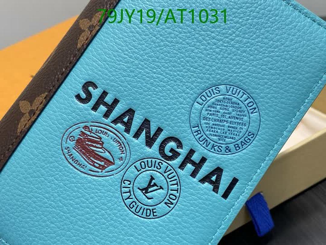 LV-WalletsMirror Quality Code: AT1031 $: 79USD