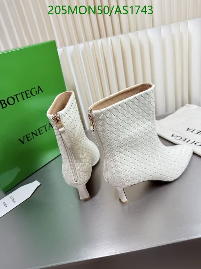 BV-Women Shoes Code: AS1743 $: 205USD