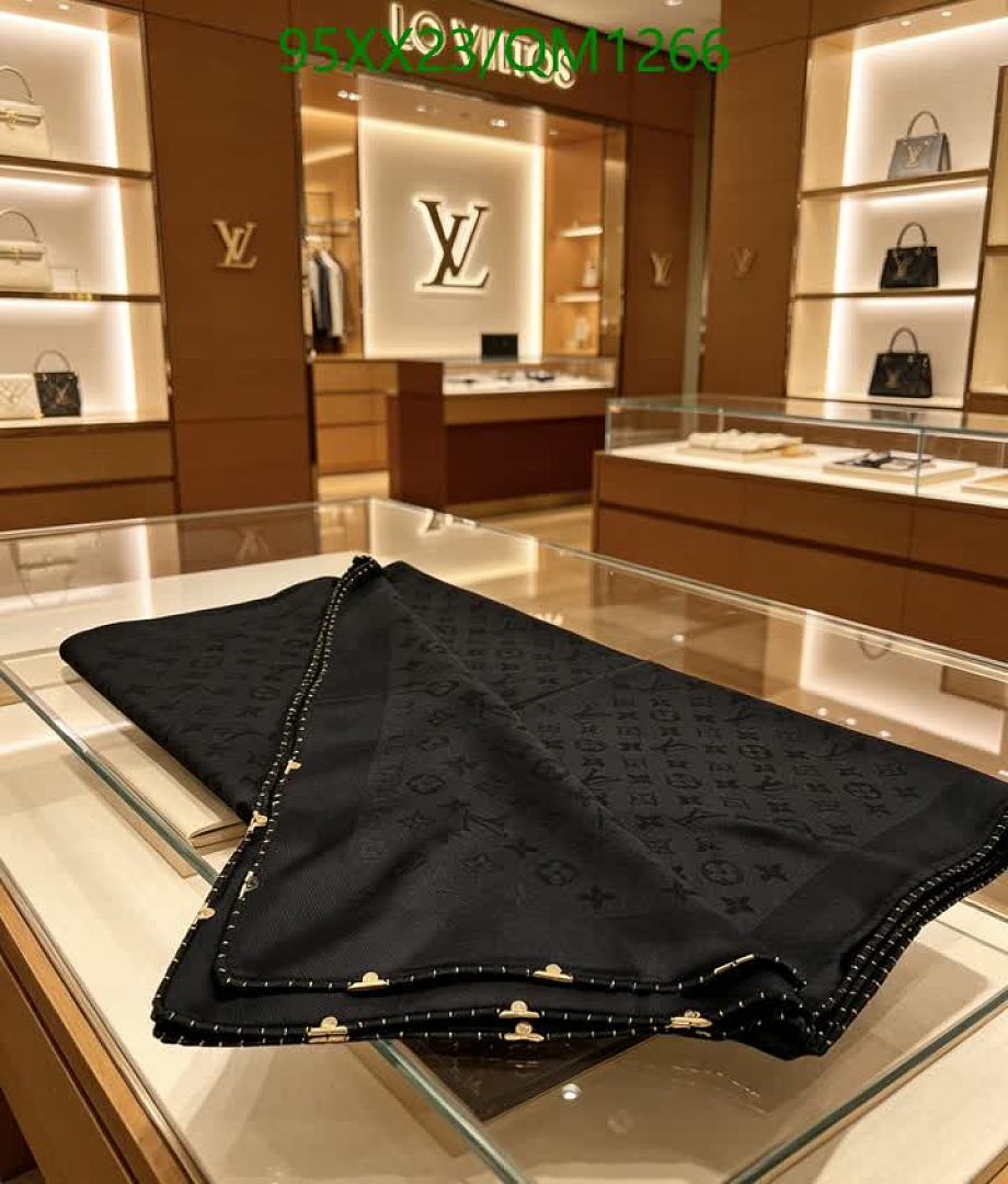 LV-Scarves Code: QM1266 $: 95USD