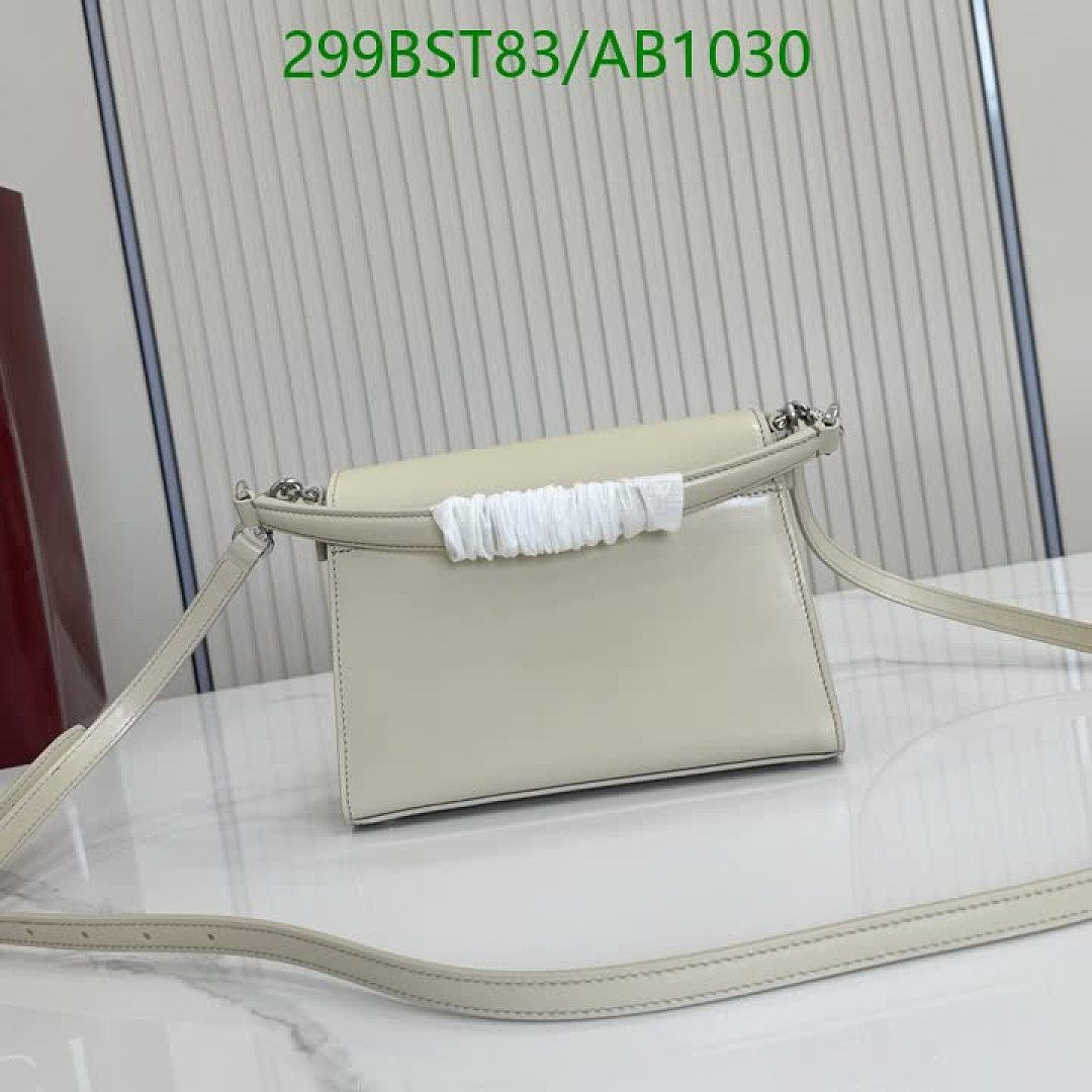 Gucci-BagsMirror Quality Code: AB1030 $: 299USD