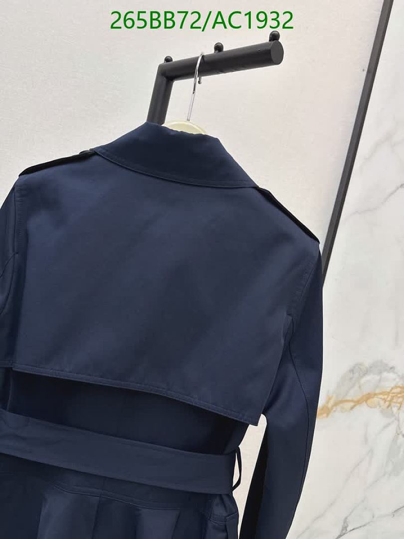 Burberry-Clothing Code: AC1932 $: 265USD