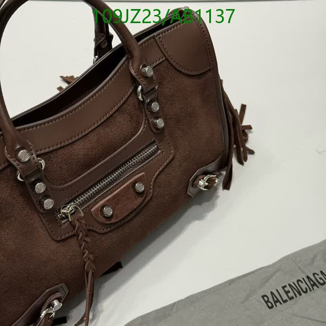 Balenciaga-Bags4A Quality Code: AB1137 $: 109USD