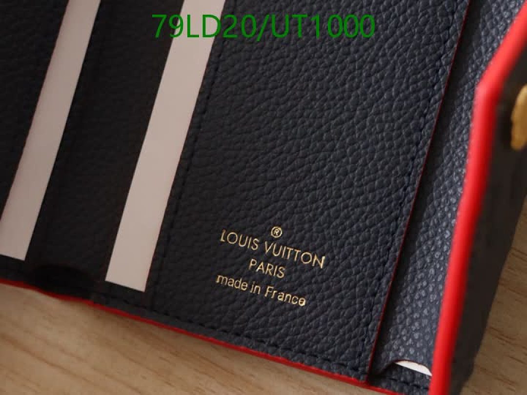LV-WalletsMirror Quality Code: UT1000 $: 79USD