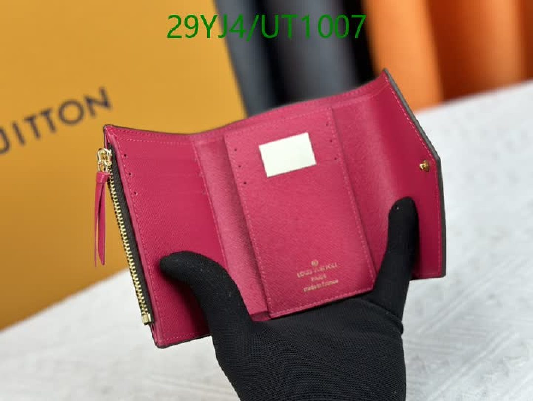 LV-Wallets-4A Quality Code: UT1007 $: 29USD