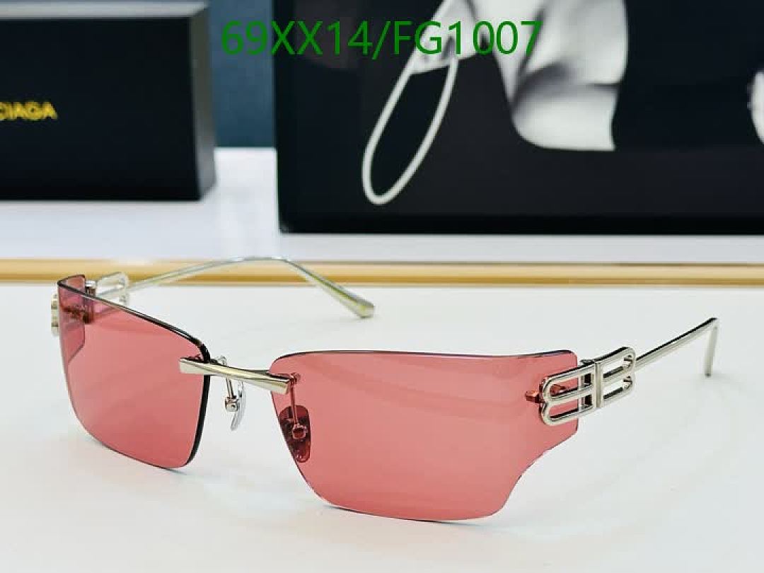Balenciaga-Glasses Code: FG1007 $: 69USD