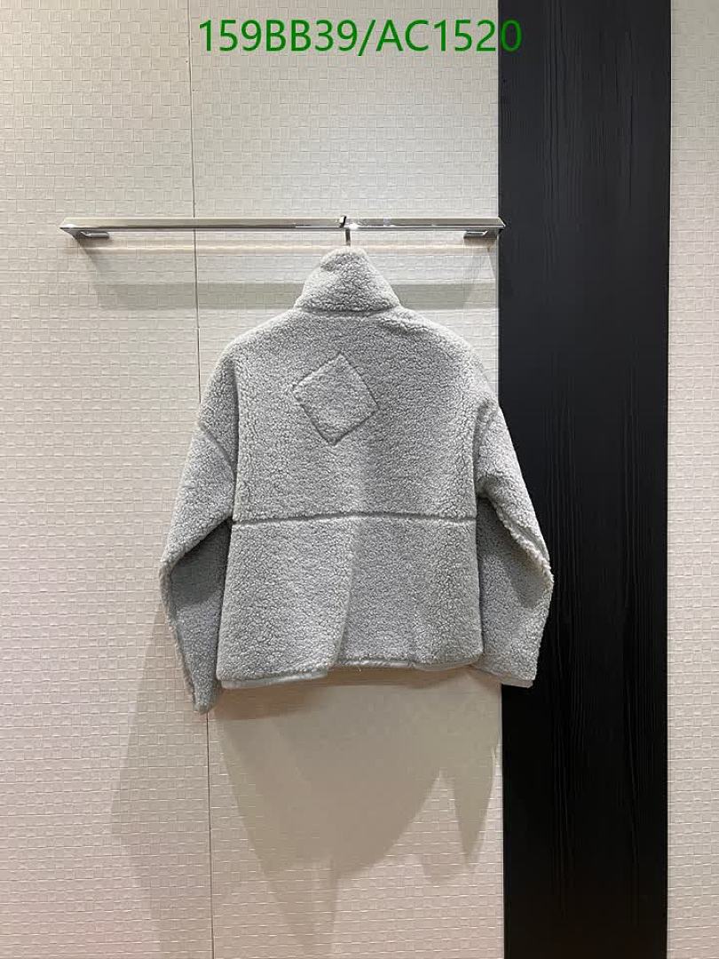 Canada Goose-Clothing Code: AC1520 $: 159USD