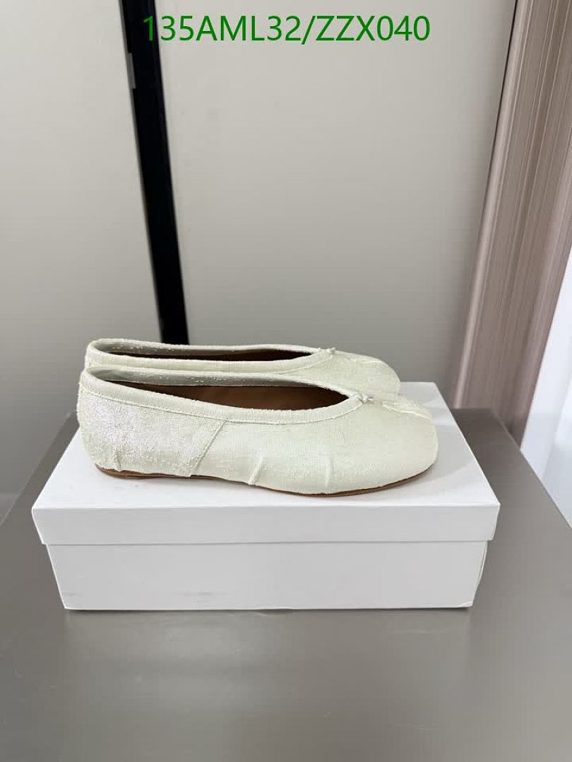 MM6-Women Shoes Code: ZZX040 $: 135USD