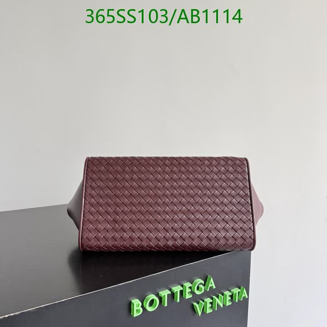 BV-BagsMirror Quality Code: AB1114 $: 365USD
