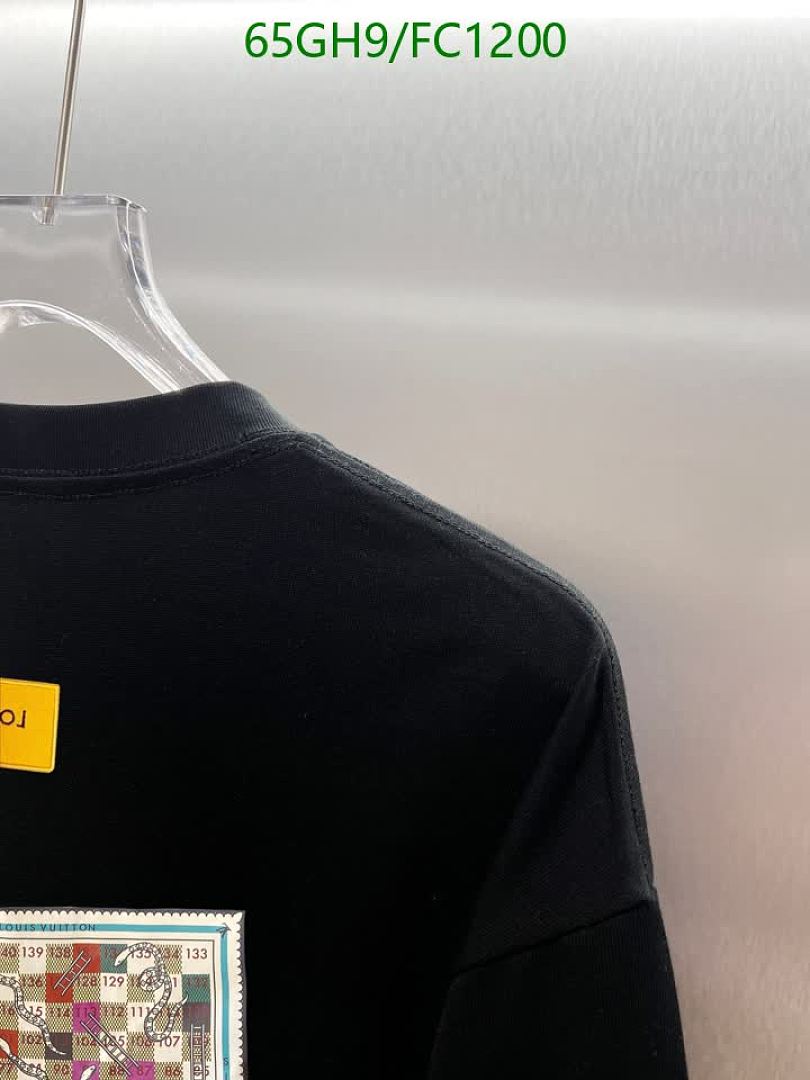 LV-Clothing Code: FC1200 $: 65USD