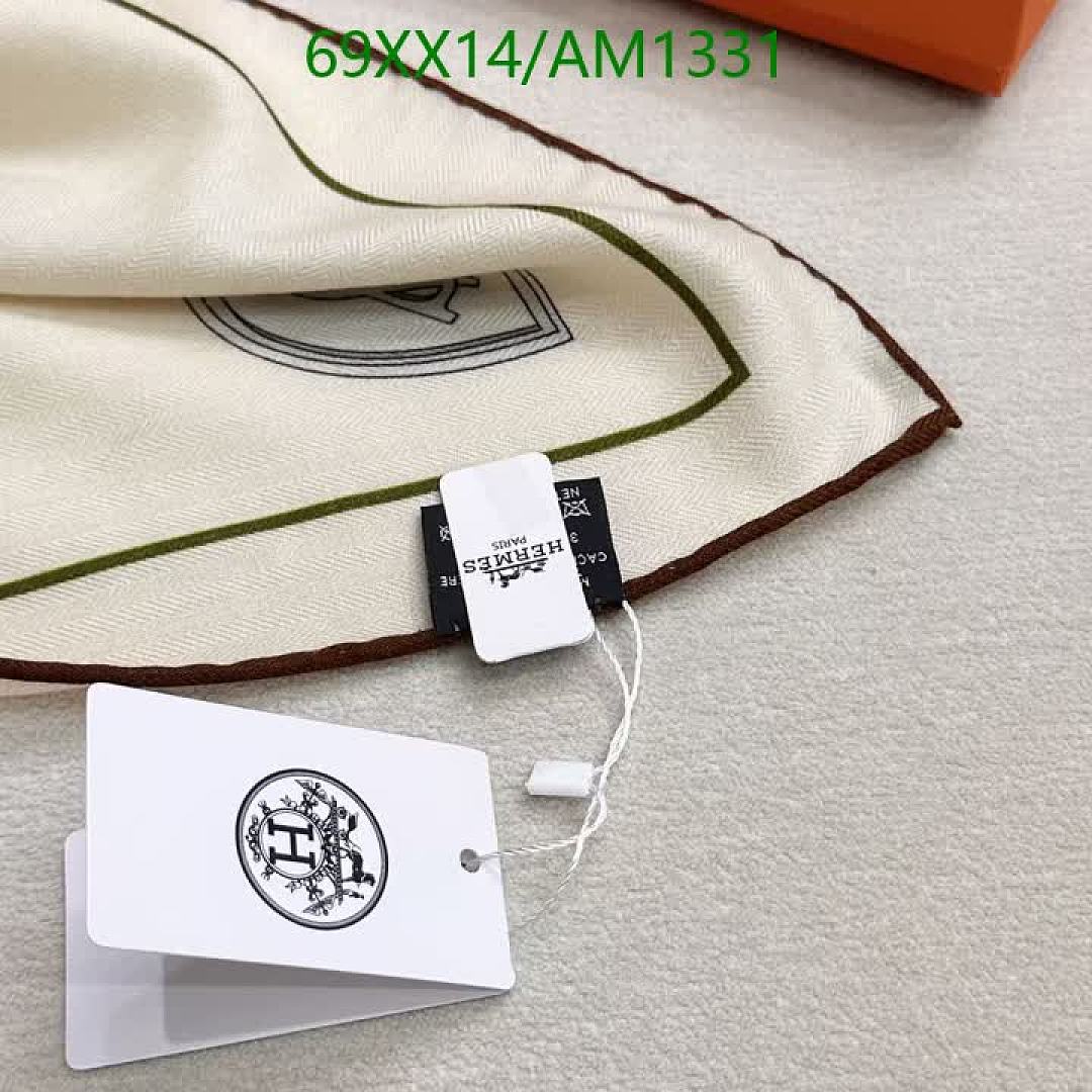 Hermes-Scarves Code: AM1331 $: 69USD