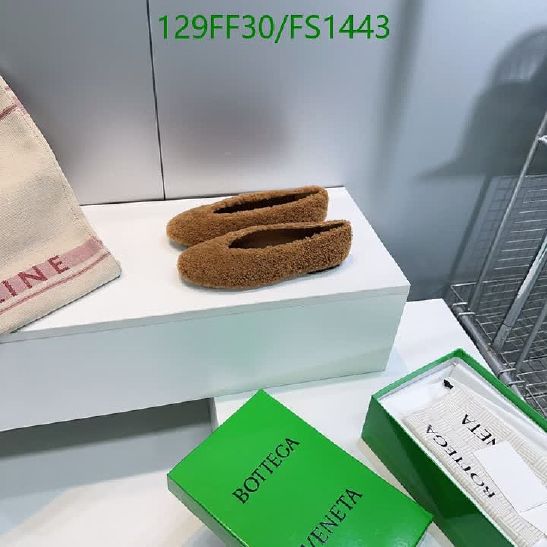 BV-Women Shoes Code: FS1443 $: 129USD