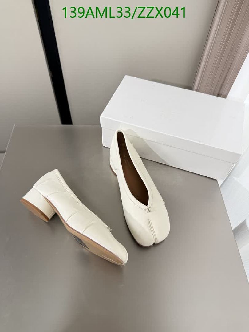 MM6-Women Shoes Code: ZZX041 $: 139USD