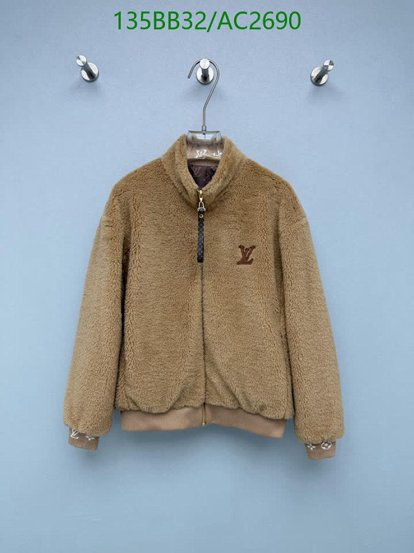 LV-Clothing Code: AC2690 $: 135USD