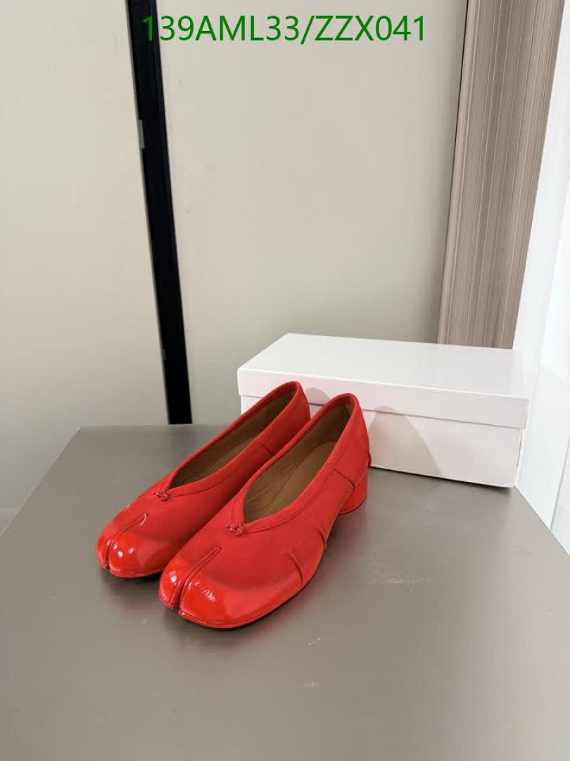 MM6-Women Shoes Code: ZZX041 $: 139USD