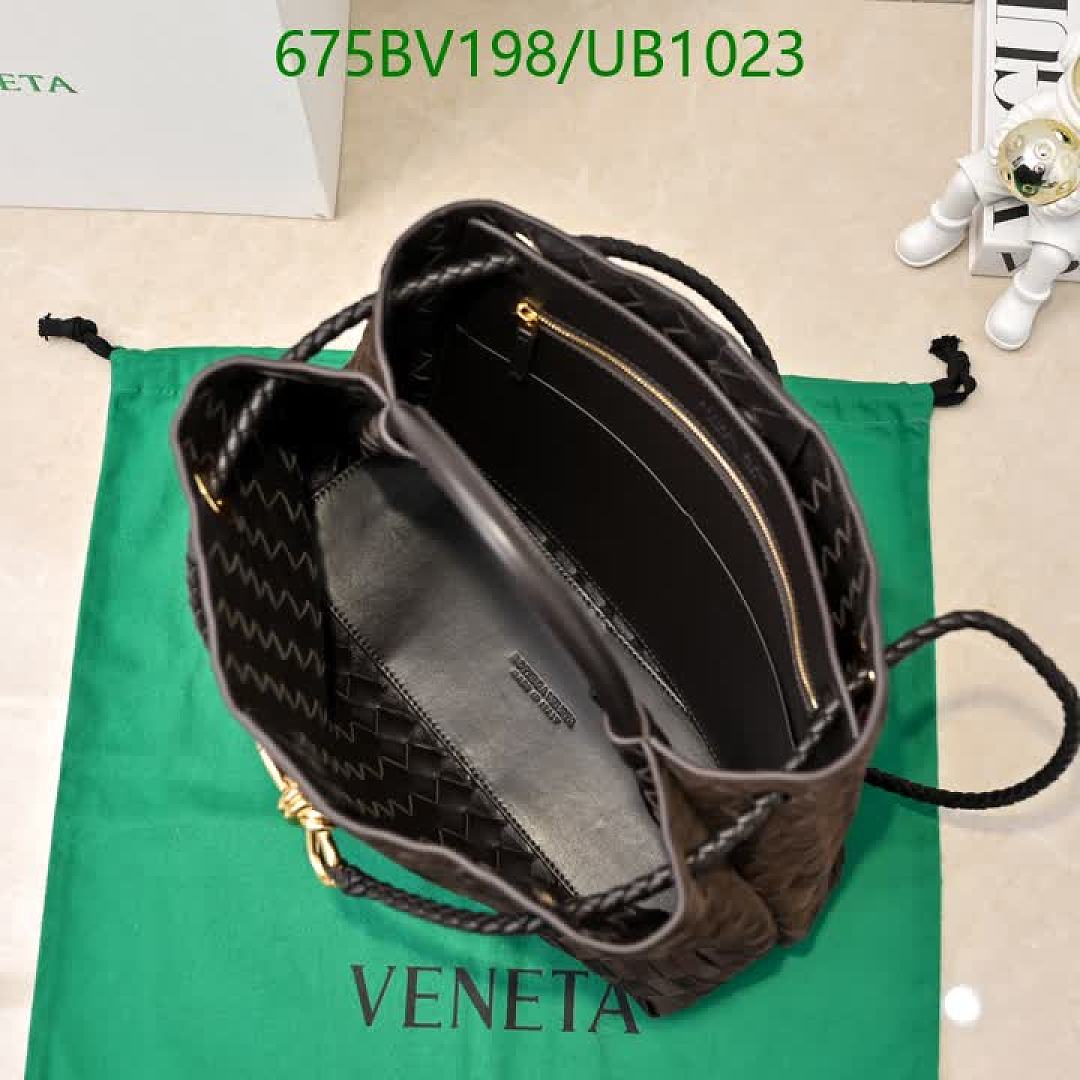 BV-BagsMirror Quality Code: UB1023 $: 675USD