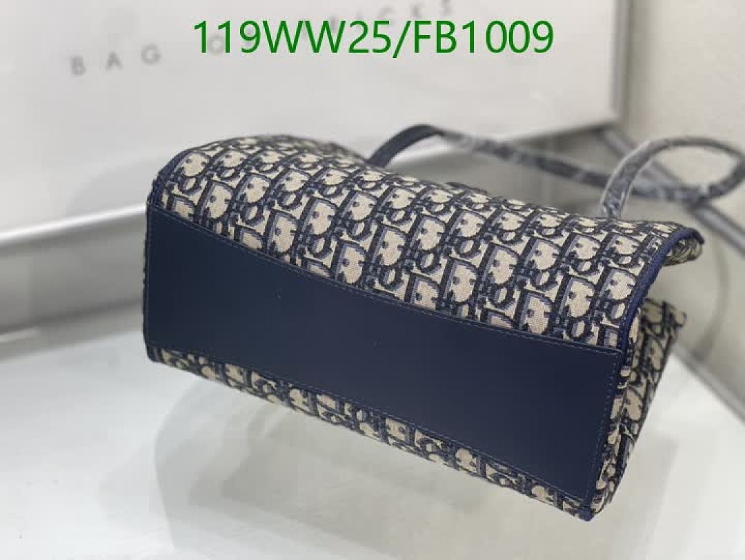 Dior-Bags4A Quality Code: FB1009 $: 119USD