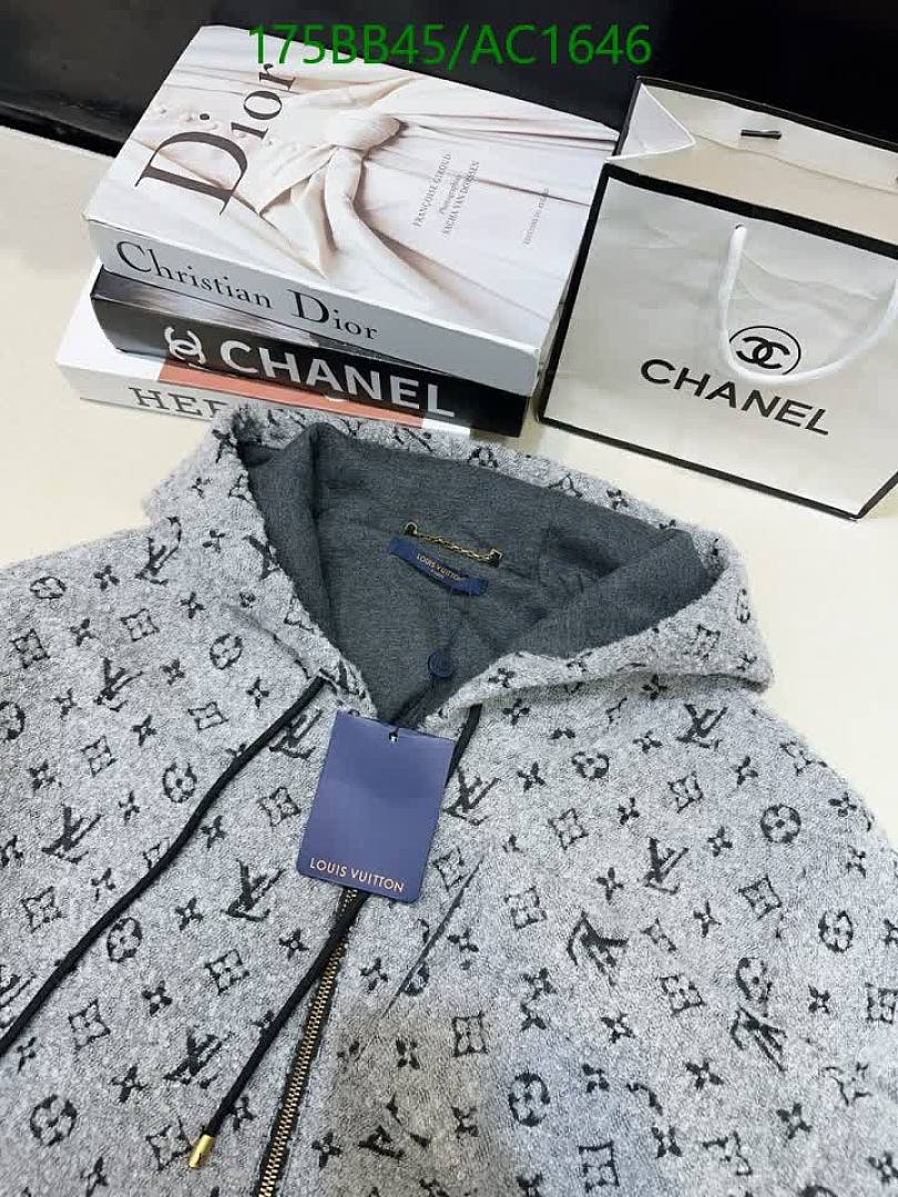 LV-Clothing Code: AC1646 $: 175USD