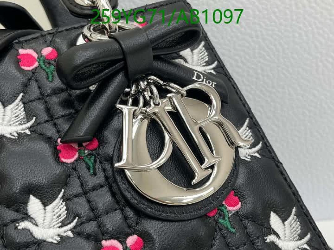Dior-BagsMirror Quality Code: AB1097 $: 259USD