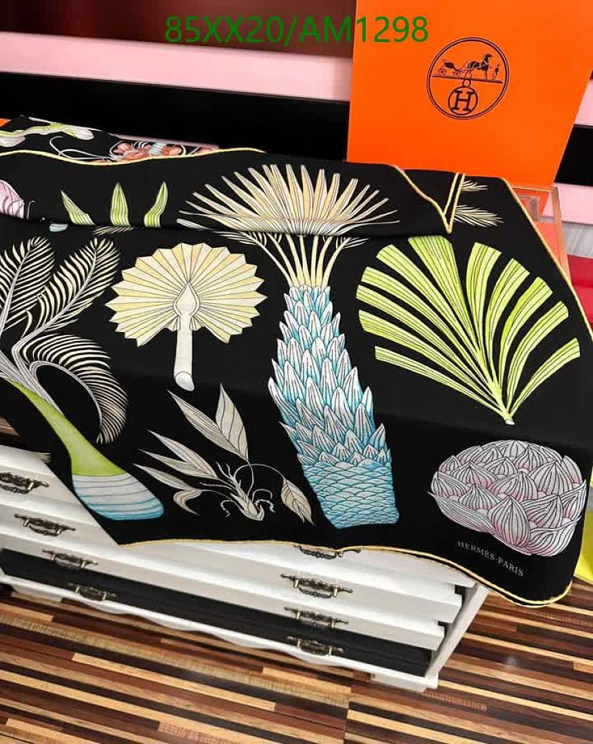 Hermes-Scarves Code: AM1298 $: 85USD