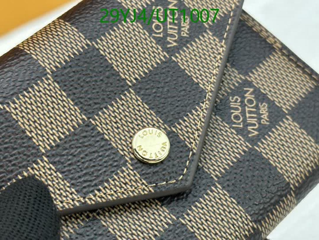 LV-Wallets-4A Quality Code: UT1007 $: 29USD