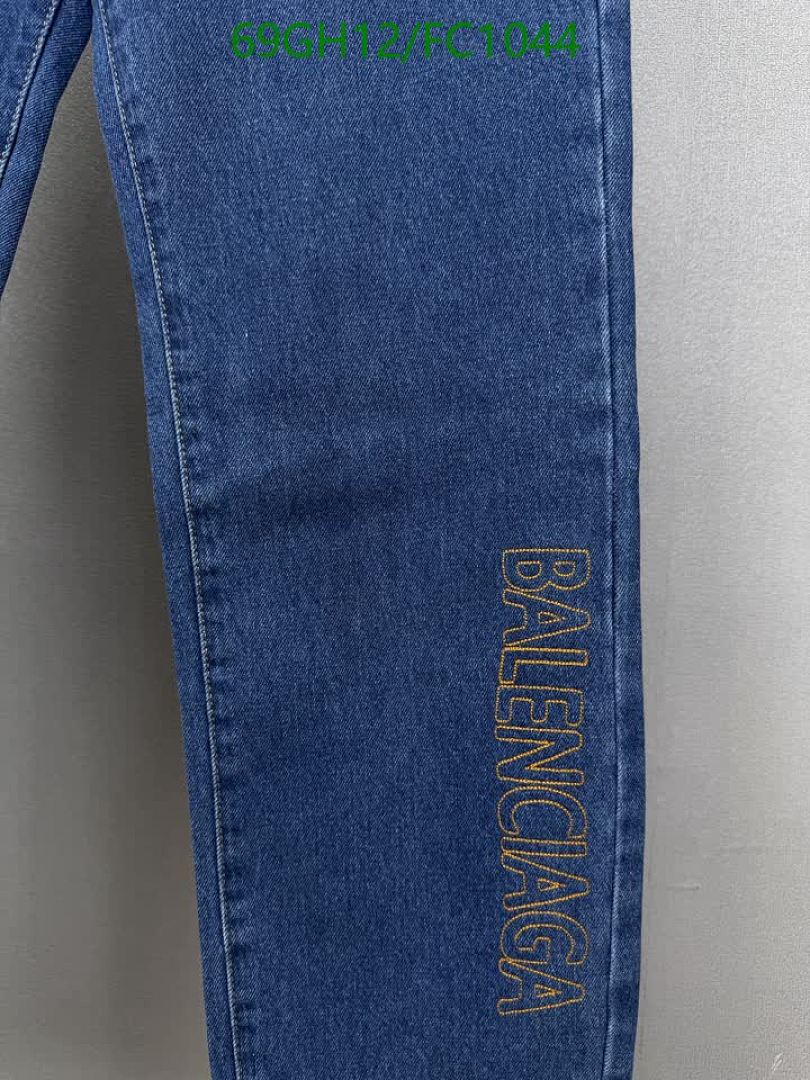 Balenciaga-Clothing Code: FC1044 $: 69USD